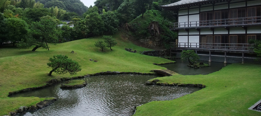 蘭渓道隆開山 夢窓疎石の庭園がある建長寺 Niwasora にわそら